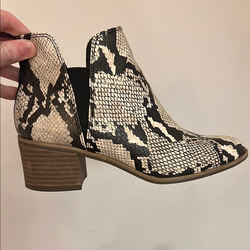Dr Scholls Snakeskin Ankle Boots